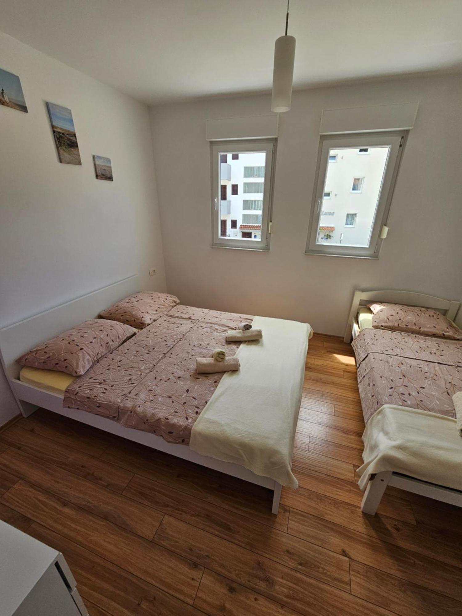 Apartments Lara درفينيك الغرفة الصورة